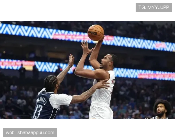 埃文·莫布里挡拆拉开空间助骑士提升篮板和防守效率