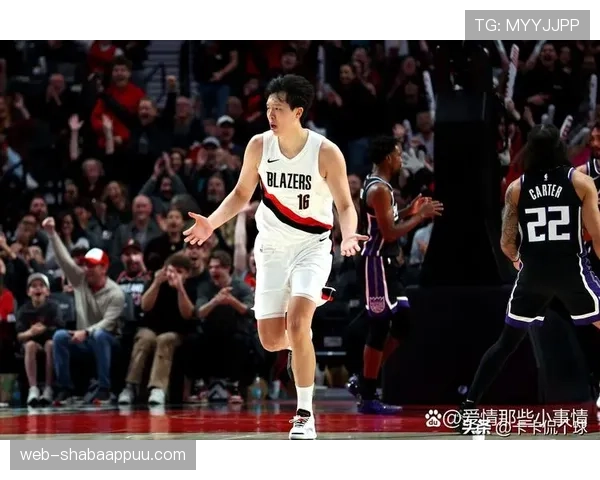 杨瀚森内线高效篮板抢夺拉开与队友禁区威慑差距